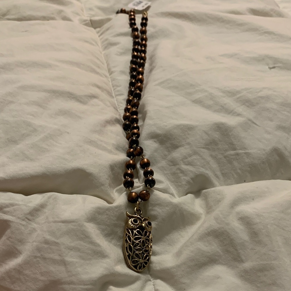 ViVI Gold and Brown Owl Pendant Necklace